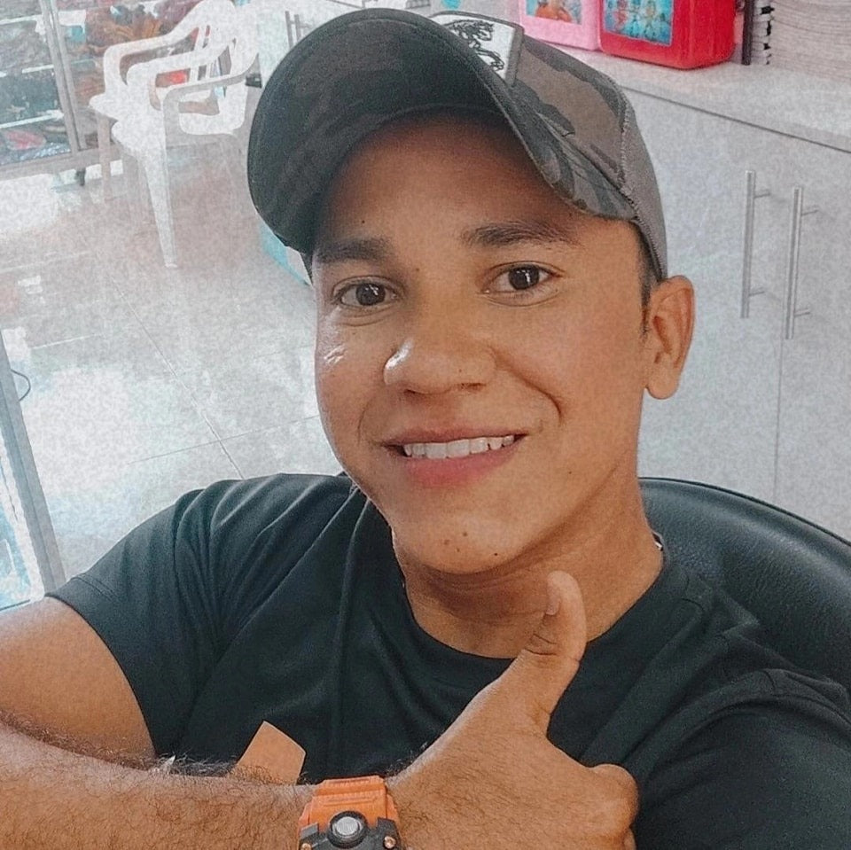 <strong>Andrés P.</strong>